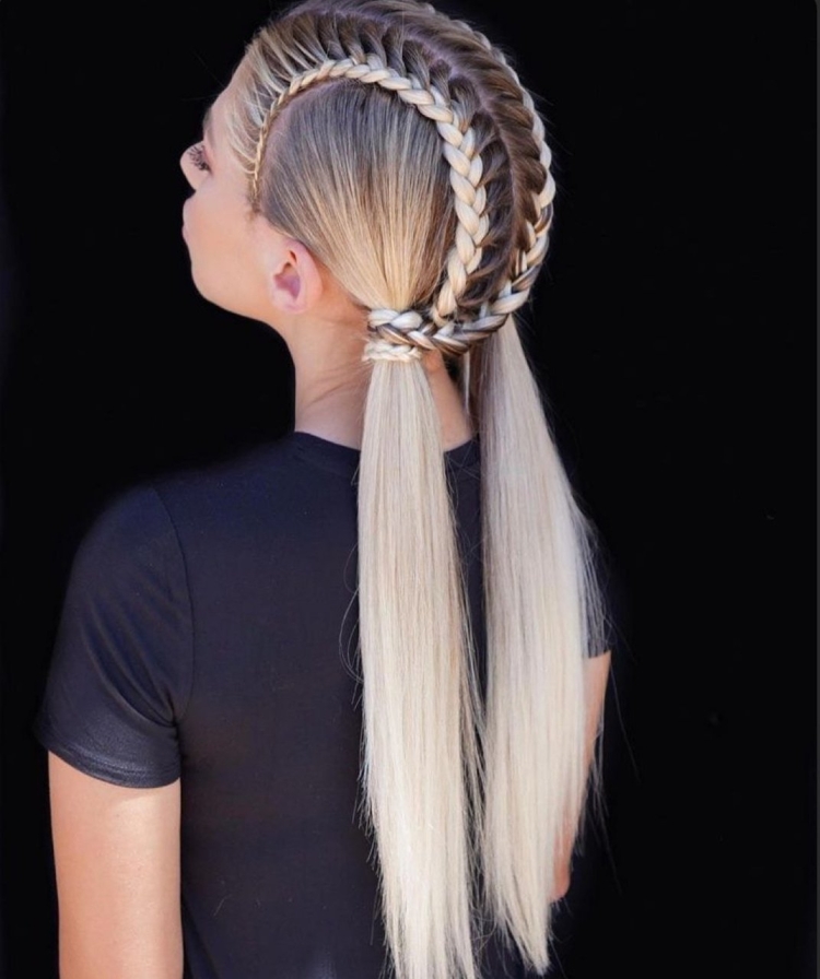 Необычное плетение волос