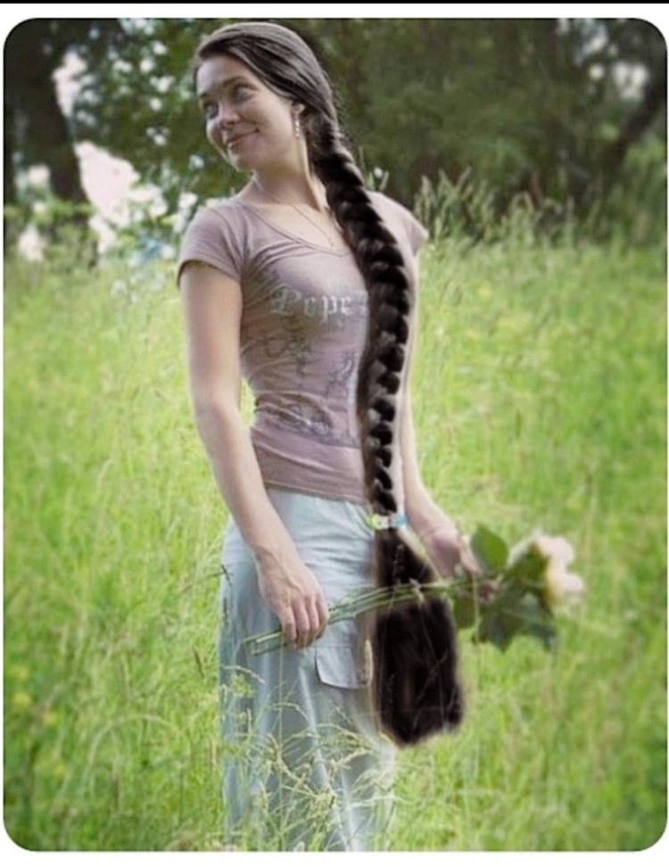 Вероника Иванникова длинная коса