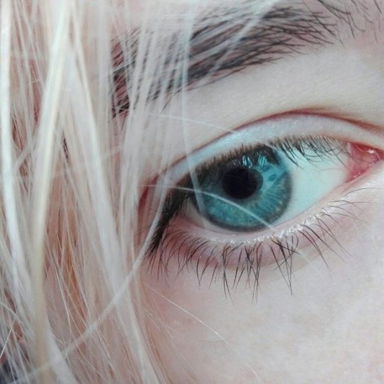 Синие глаза Эстетика