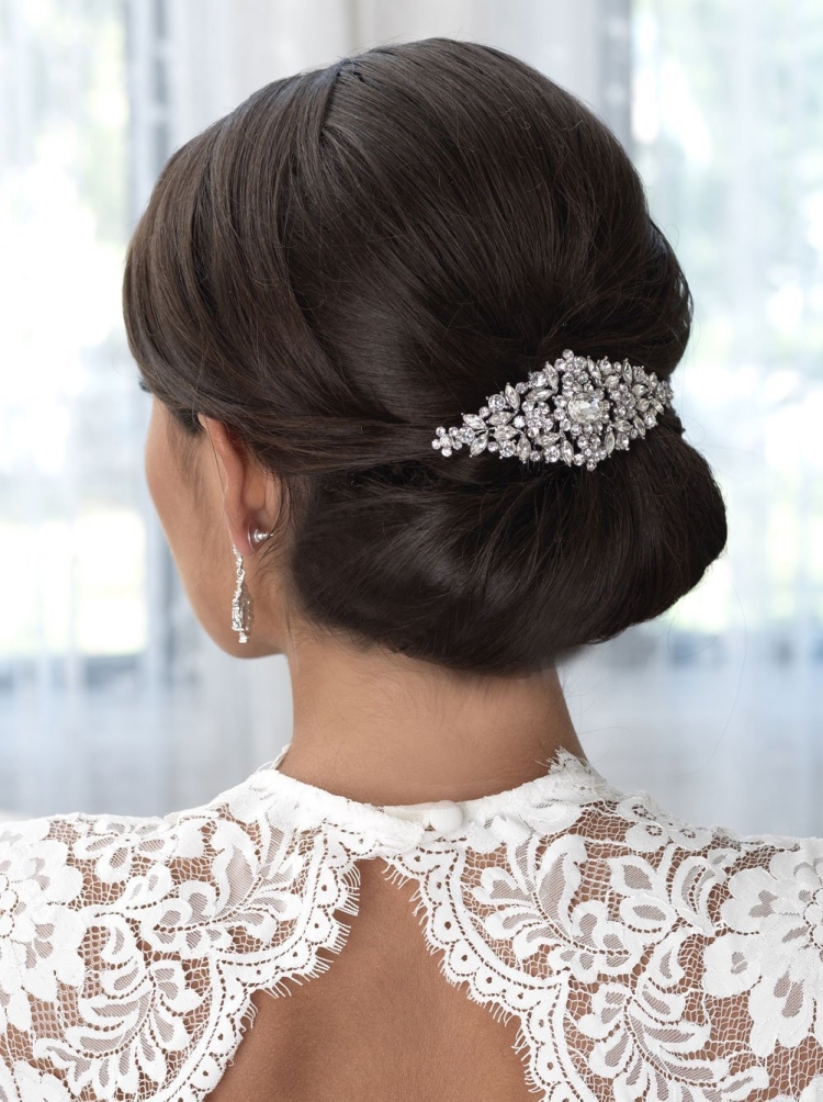 Свадебная прическа гладкий пучок