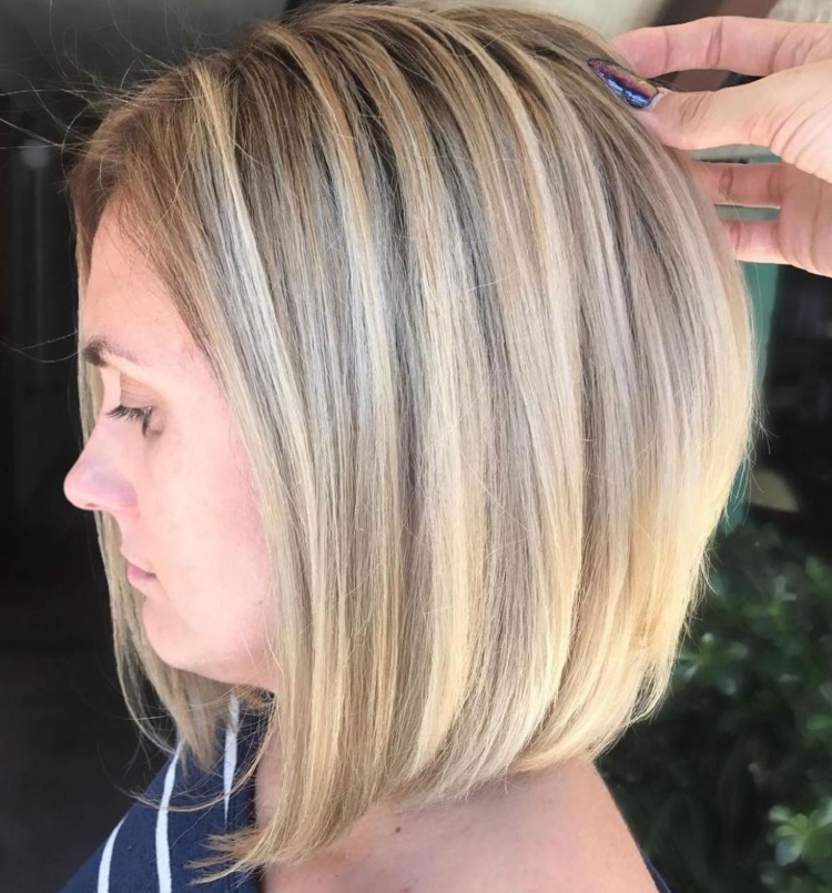 Прикорневое мелирование на каре