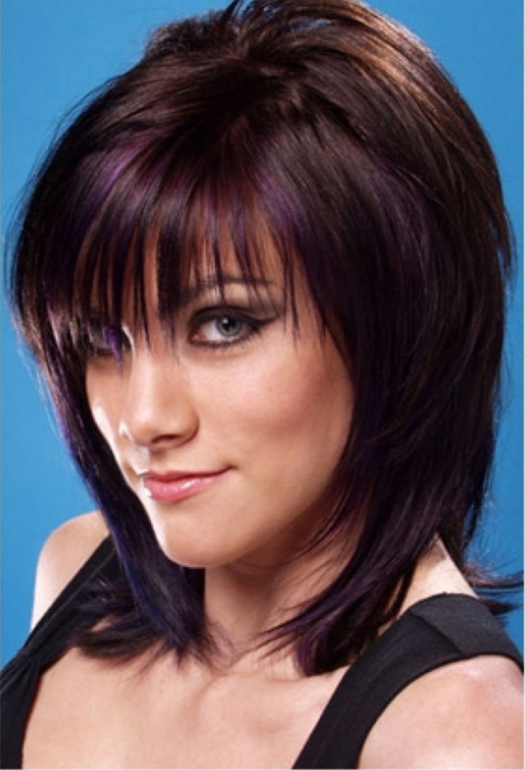 Стрижки с короткой макушкой на средние волосы