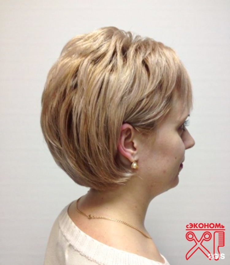 Короткая стрижка с объемной макушкой