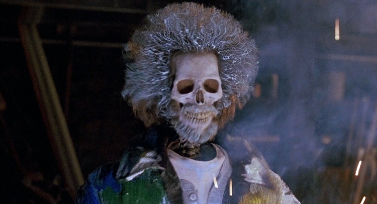 Один дома 2 Затерянный в Нью-Йорке удар током