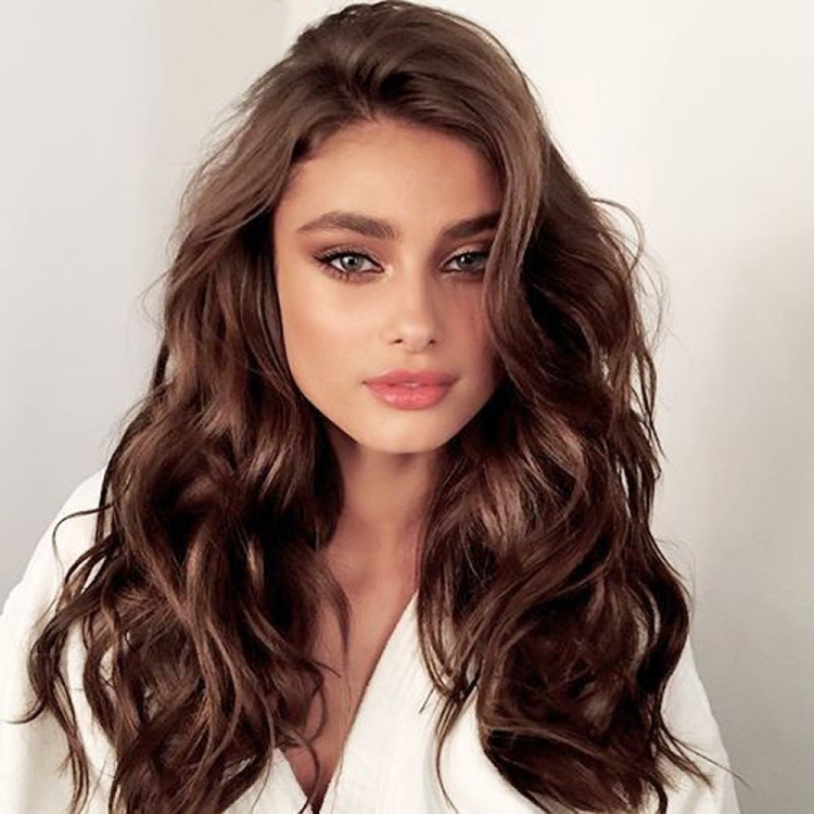 Тейлор Хилл Локоны