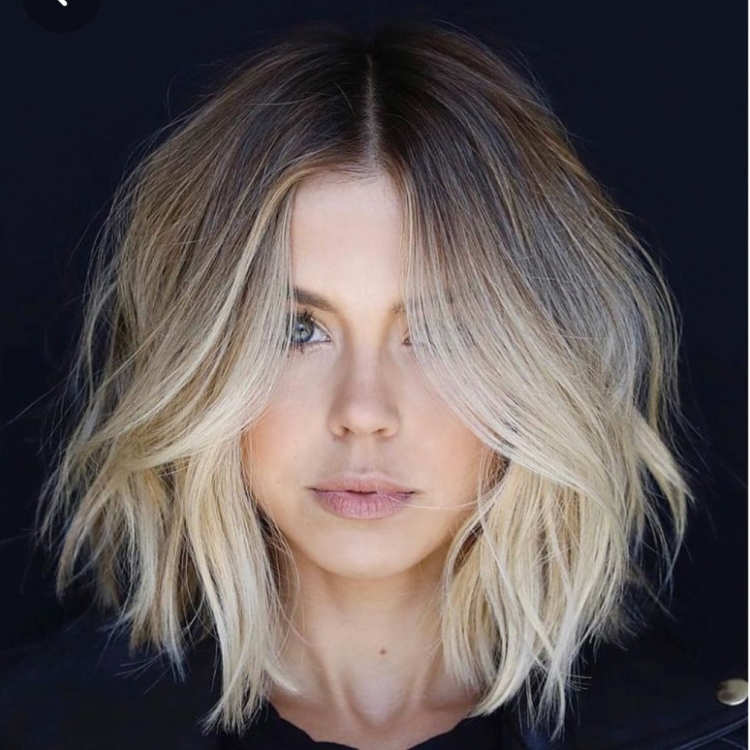 Каре блонд шатуш омбре