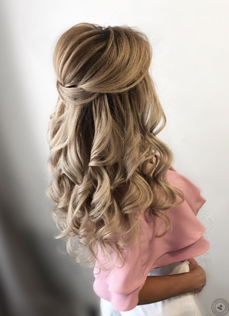 Причёска мальвинка с локонами