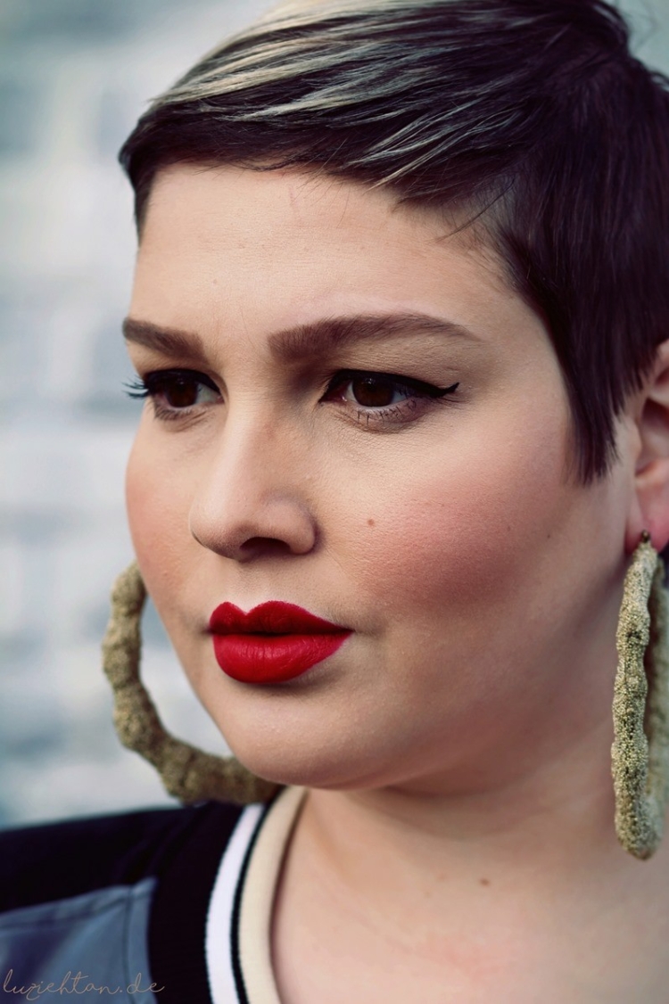 Стрижка на полное круглое лицо