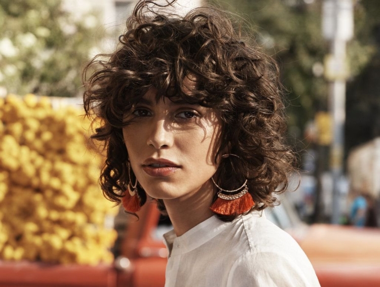 Фуэте стрижка на кудрявые волосы