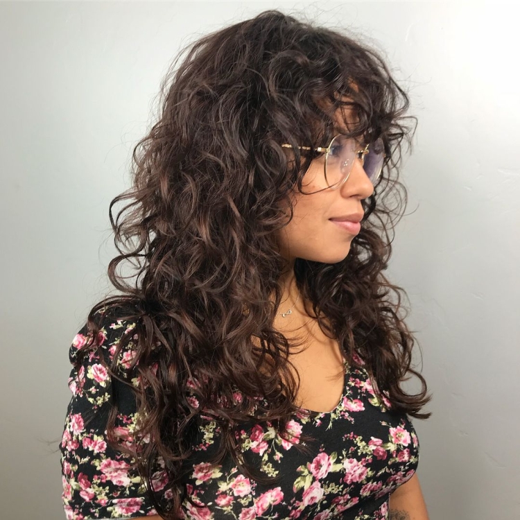 Curtain Bangs curly hair
