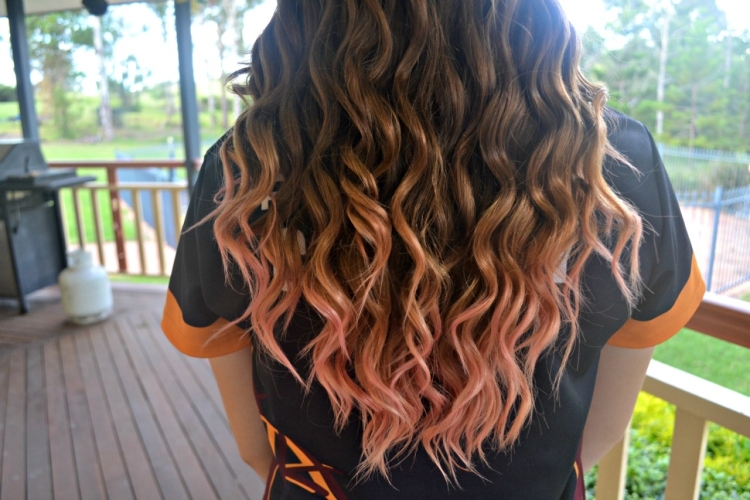 Окрашивание кончиков на кудрявые волосы