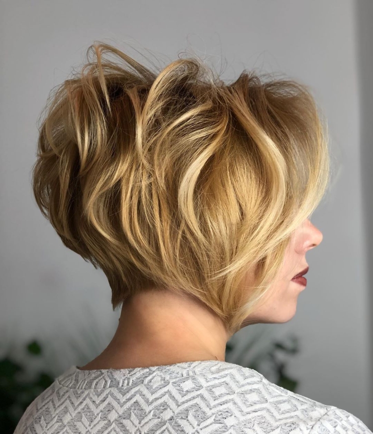 Пикси,Шегги ,Боб,Каскад- стрижки.