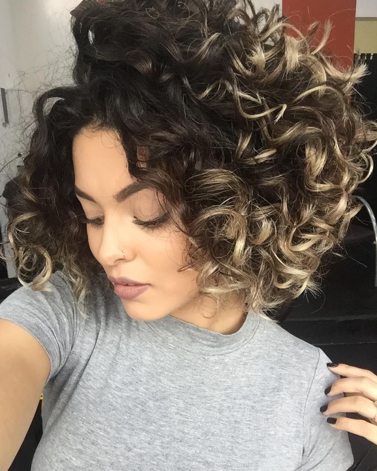 Кудри шатуш каре