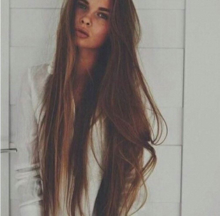 Девочки подростки с длинными волосами