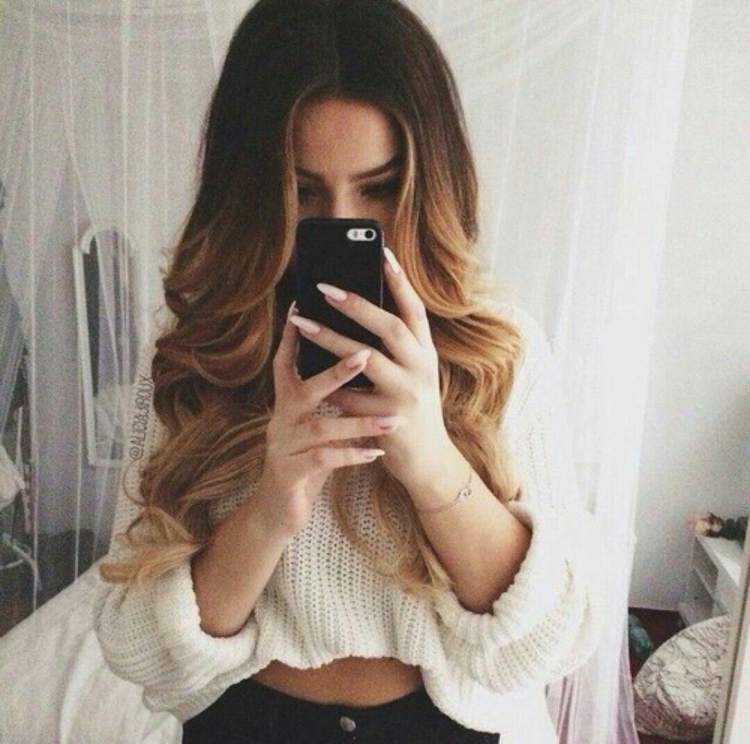 Девушка с омбре