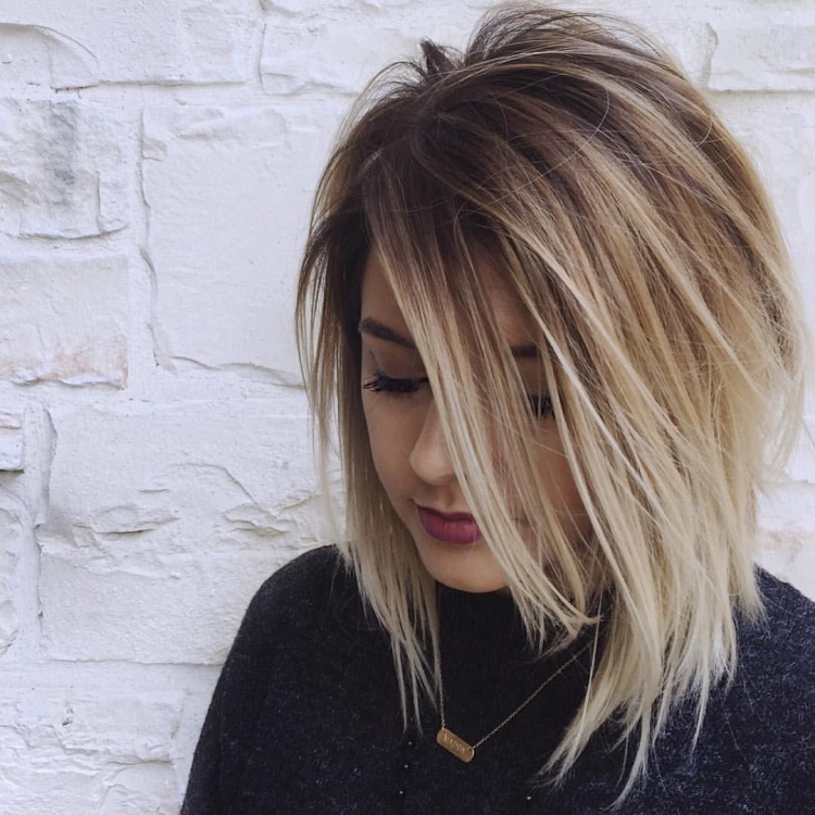 Стрижка градиент на средние волосы