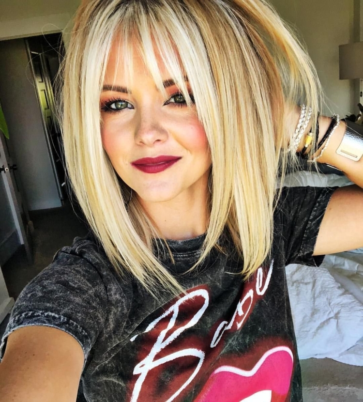 Лонг Боб с рваной челкой