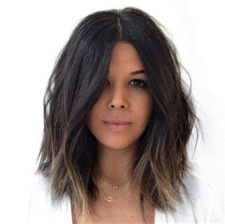 Градуированный Лонг Боб на темные волосы