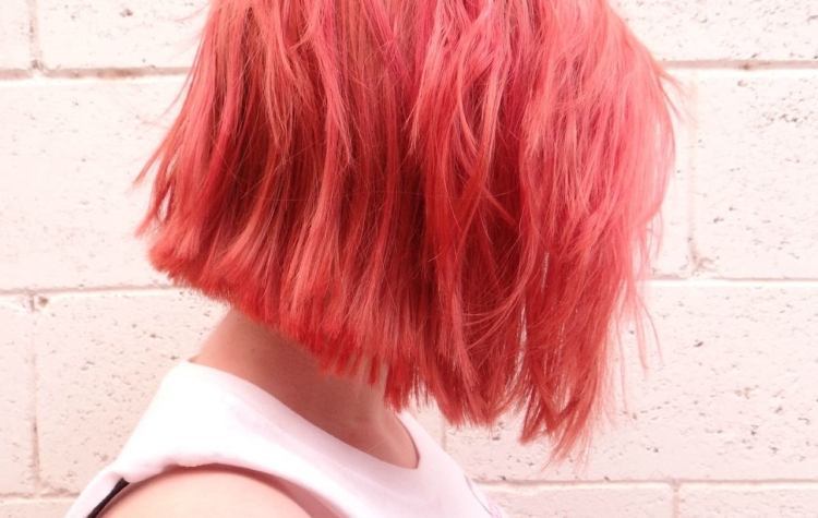 Пастельно красные волосы