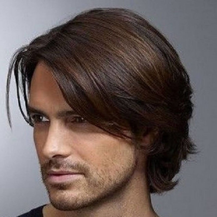 Градуированное каре мужское без челки