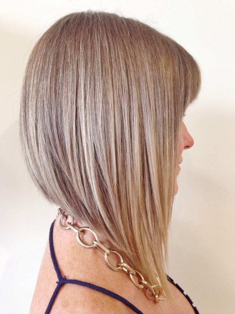 Медиум Боб стрижка