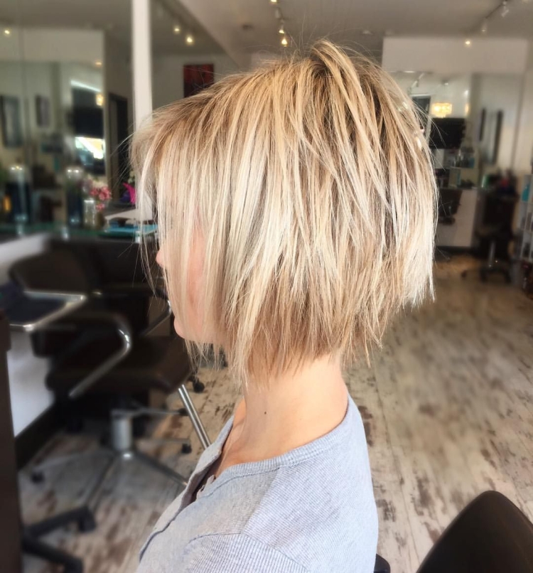 Рваное градуированное каре