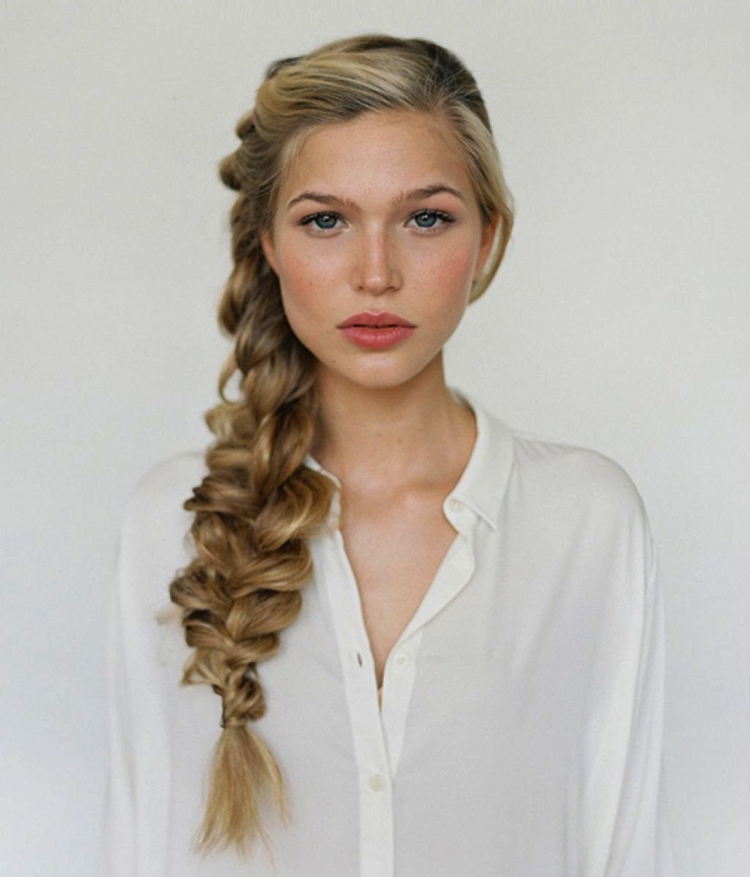 Красивые 2 косички на средние волосы