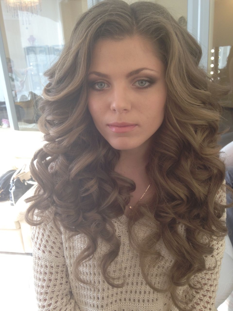 Голливудская волна невеста