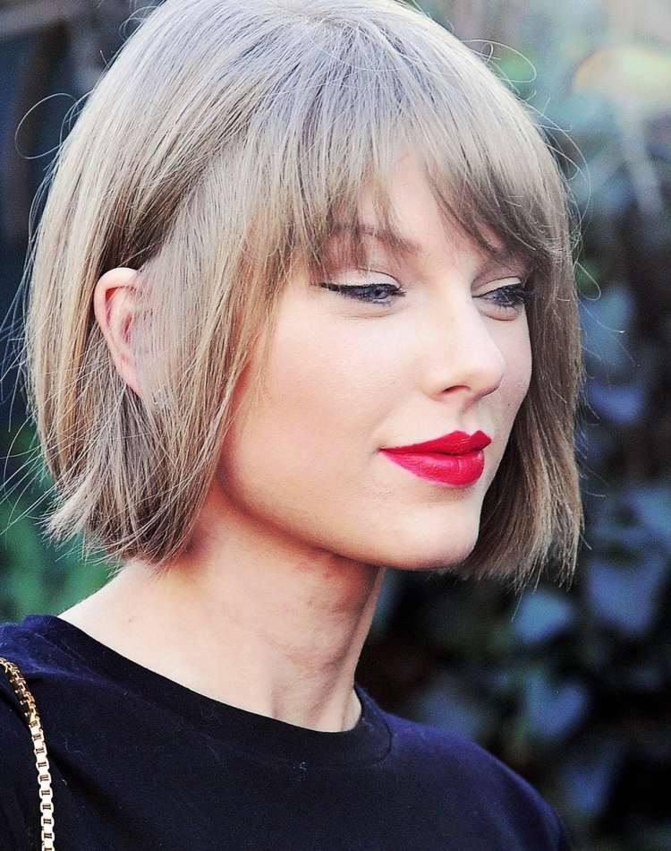 Тейлор Свифт стрижка