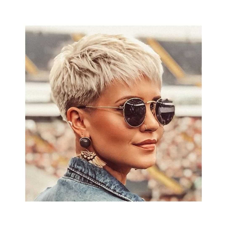 Стрижка Пикси деми Мур