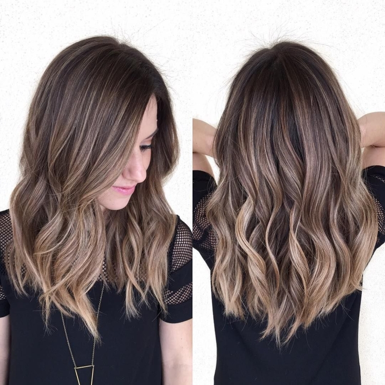 Шатуш на средние волосы темные прямые