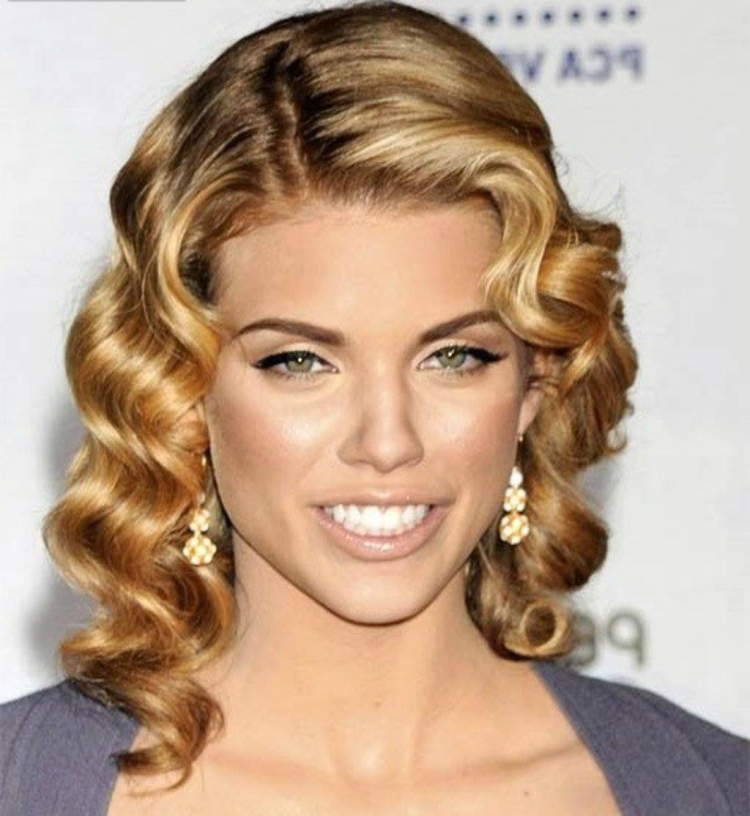 Голливудские Локоны на каре Боб