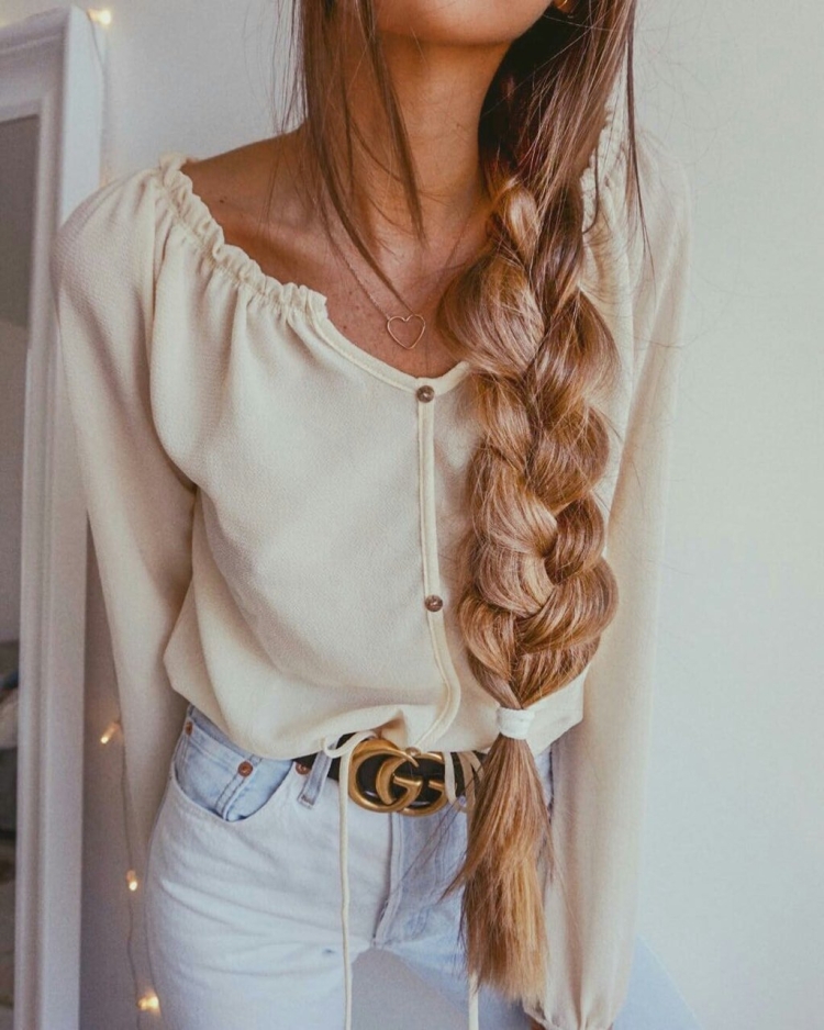 Небрежная коса на длинные волосы