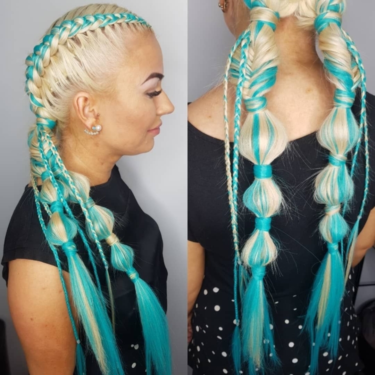 Прическа с вплетением искусственных прядей