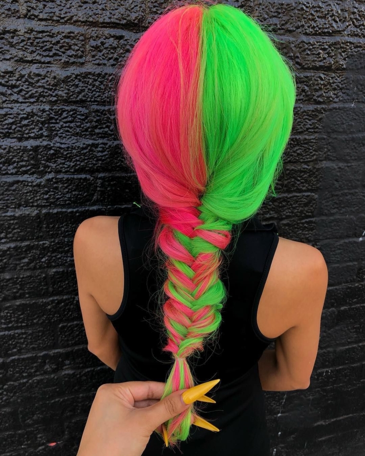 Яркие волосы двухцветные