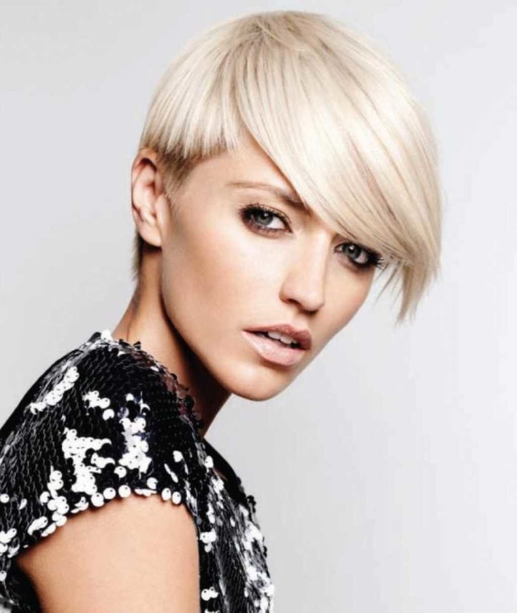 Модные короткие стрижки асимметрия