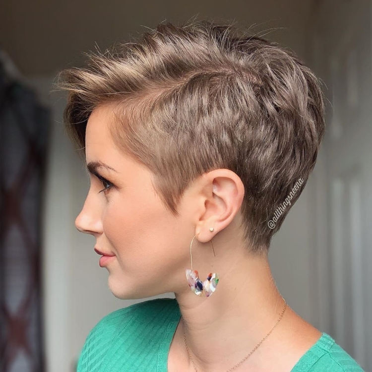 Стрижка Пикси на короткие волосы
