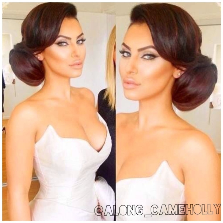 Прическа под открытое платье