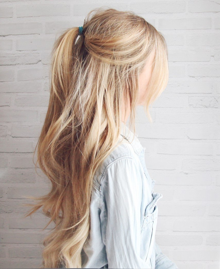 Прическа мальвинка