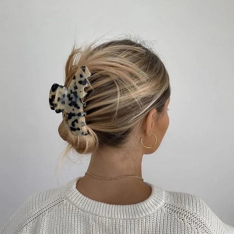 Прически с крабиком для волос