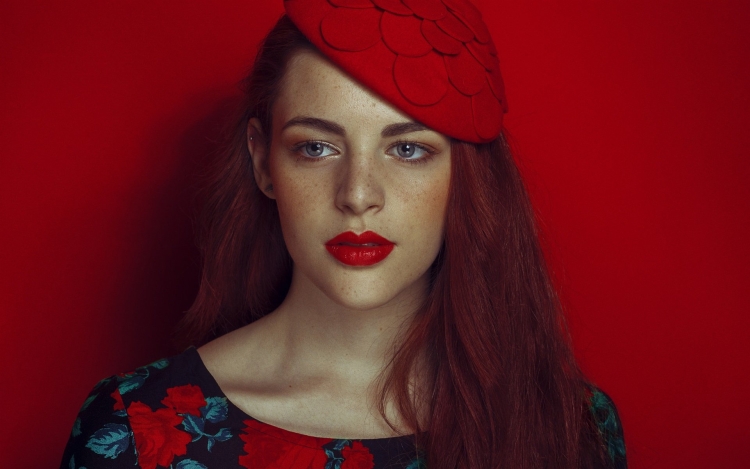 Берет красный