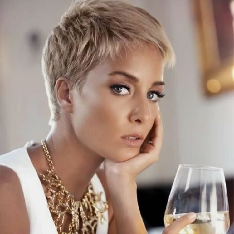 Пикси Гаврош Гарсон