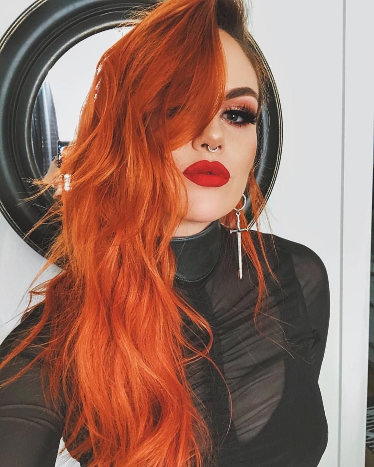 Красно рыжие волосы