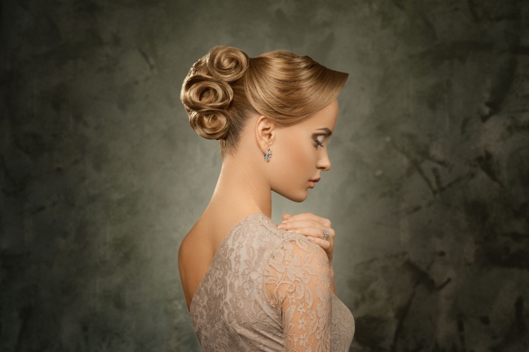 Высокие прически на длинные волосы на каждый день