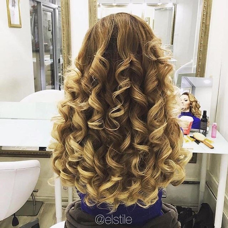 Красивые Локоны на средние волосы сзади