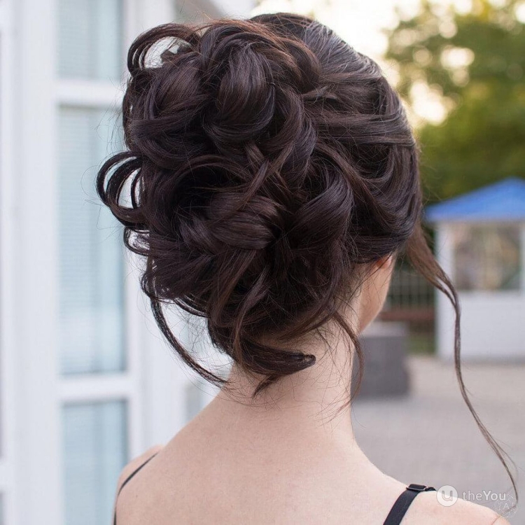 Вечерние прически на средние волосы