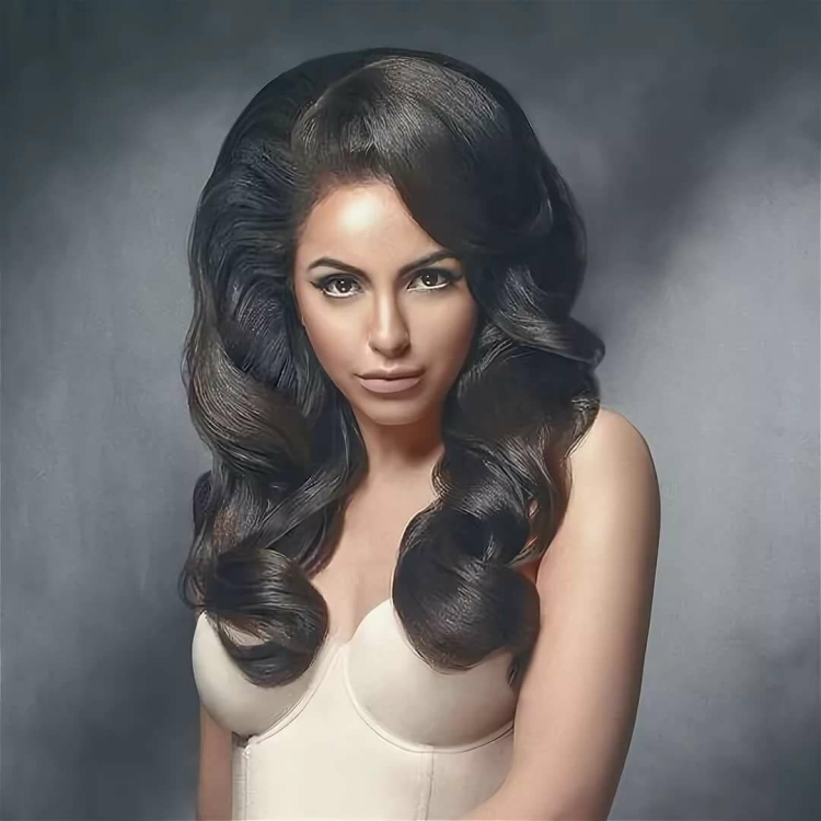 Длинные объемные волосы