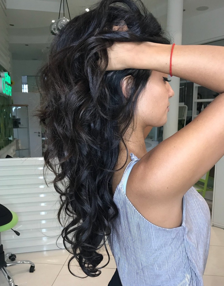 Голливудское наращивание кудрявых волос