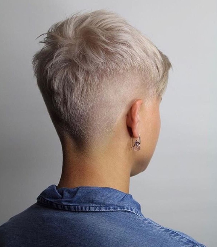 Стрижка фейд женская короткая