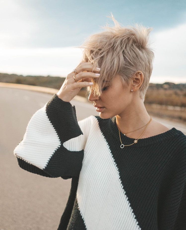 Стрижка Пикси для блондинок